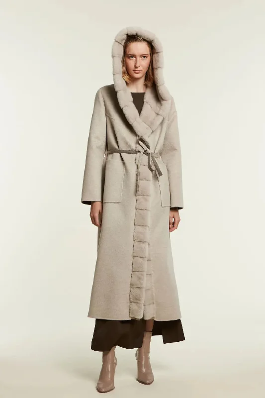 Long cashmere coat with fur hood