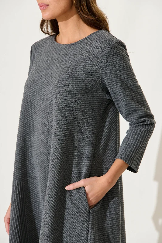 credenza-knit-dress-in-grey