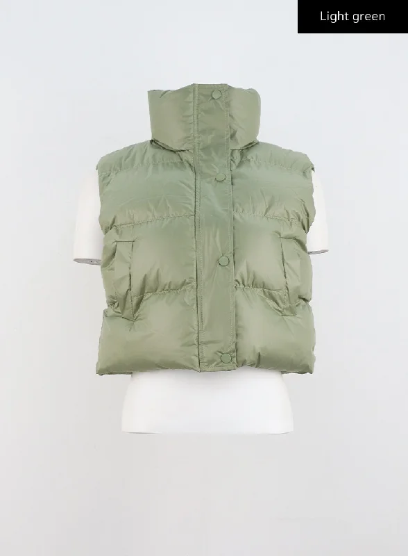 cropped-puffer-vest-cn320