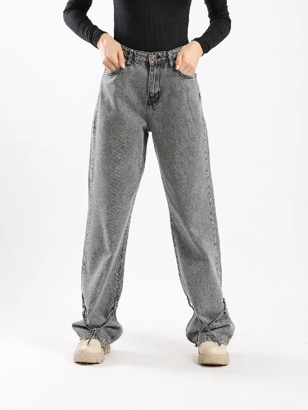 Denim Pants - With Pockets - Fly Zip Closure