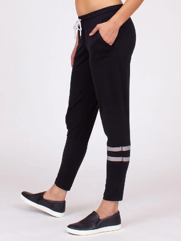 The Elevation Pant in Black | Final Sale