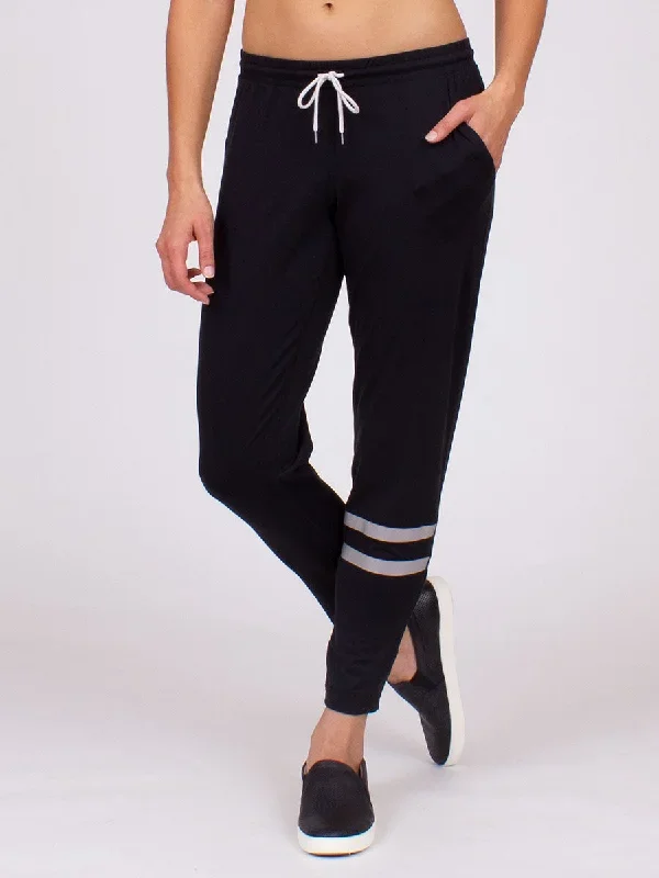 elevation-pant-black