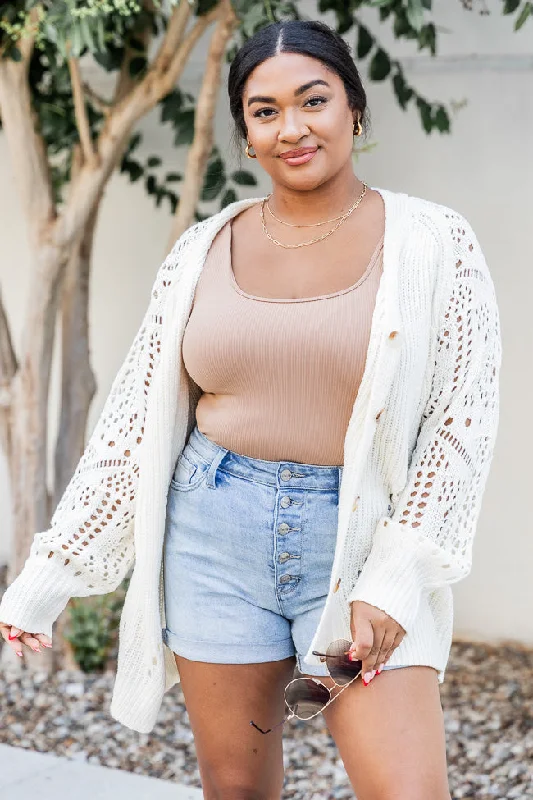 feel-happiness-cream-crochet-cardigan