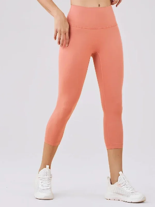 The Infinity Capri in Peachfuzz