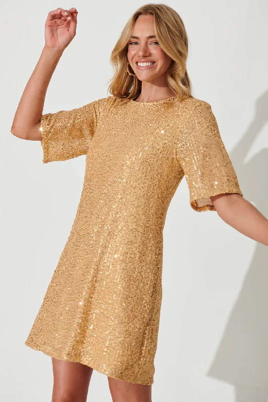 its-me-dress-in-gold-sequin