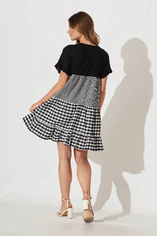 krystin-smock-dress-in-black-and-white-gingham-linen-blend