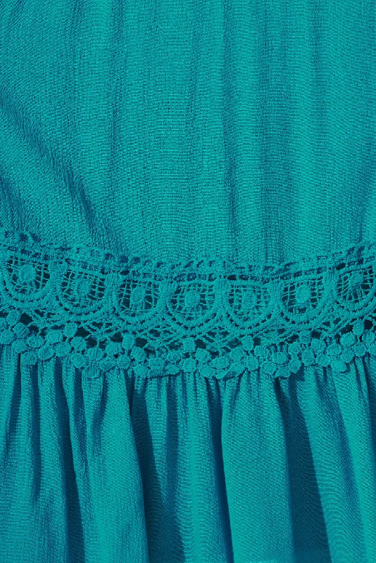 macca-dress-in-turquoise