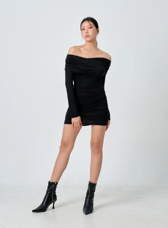 off-shoulder-mini-dress-ij331