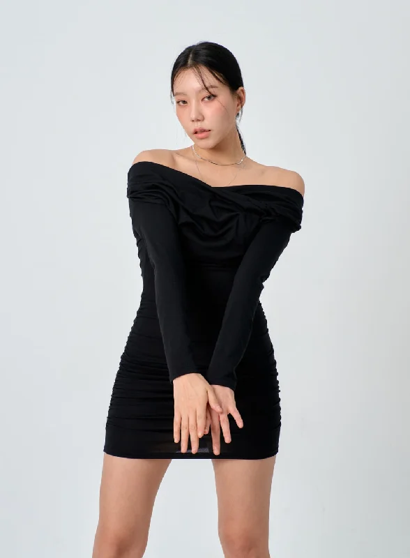 off-shoulder-mini-dress-ij331