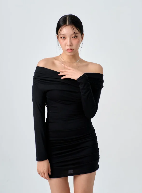 off-shoulder-mini-dress-ij331