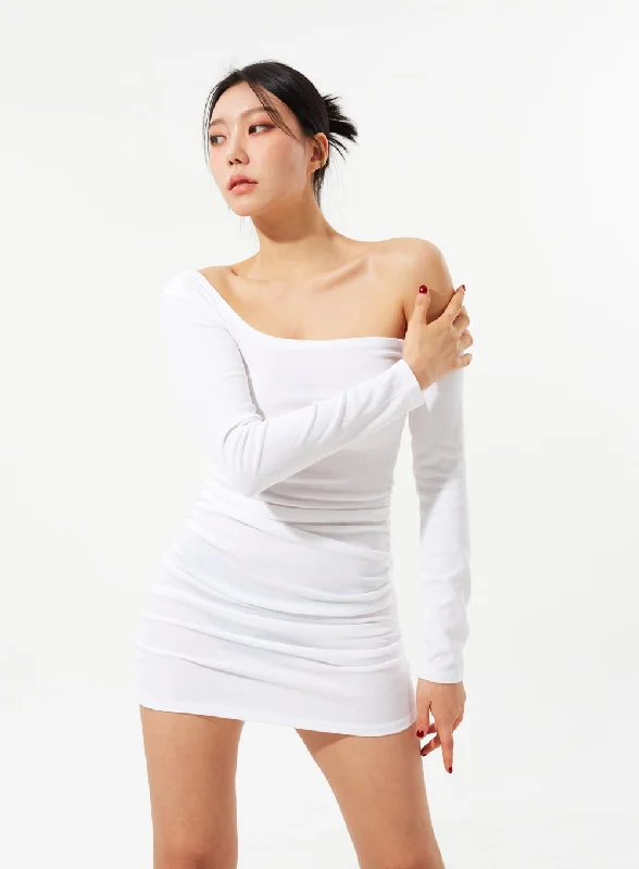 off-shoulder-mini-dress-im327