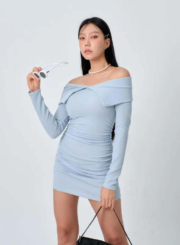 off-shoulder-ruched-side-mini-dress-ij327