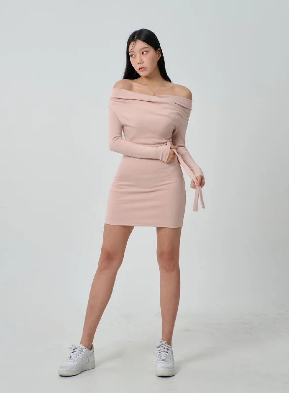 off-shoulder-waist-tie-mini-dress-ij319