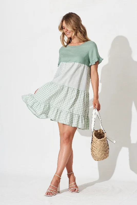 Recess Dress In Green Gingham Linen Blend