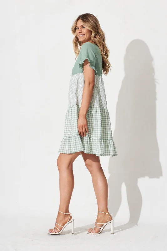 recess-dress-in-green-gingham-linen-blend