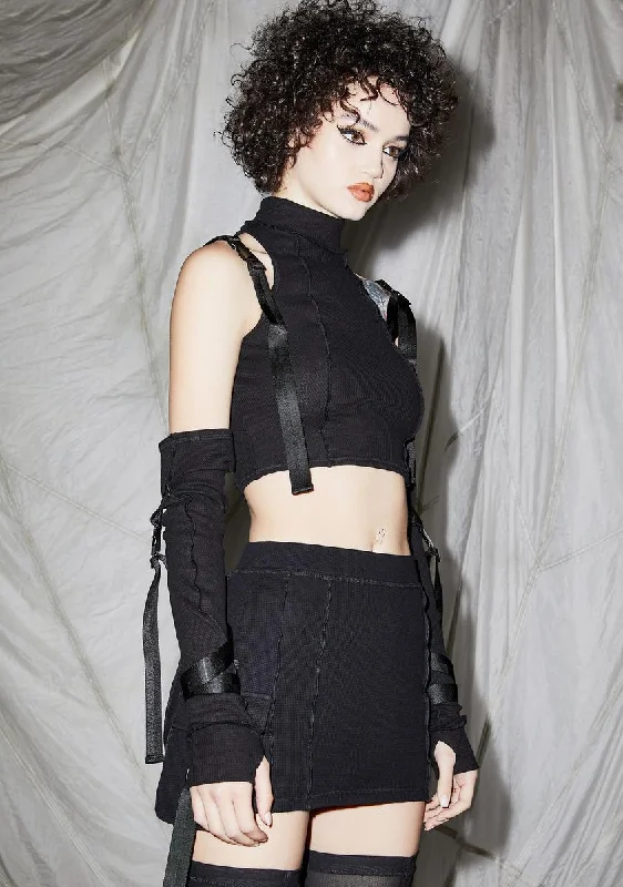 reverb-strappy-mock-neck-crop-top