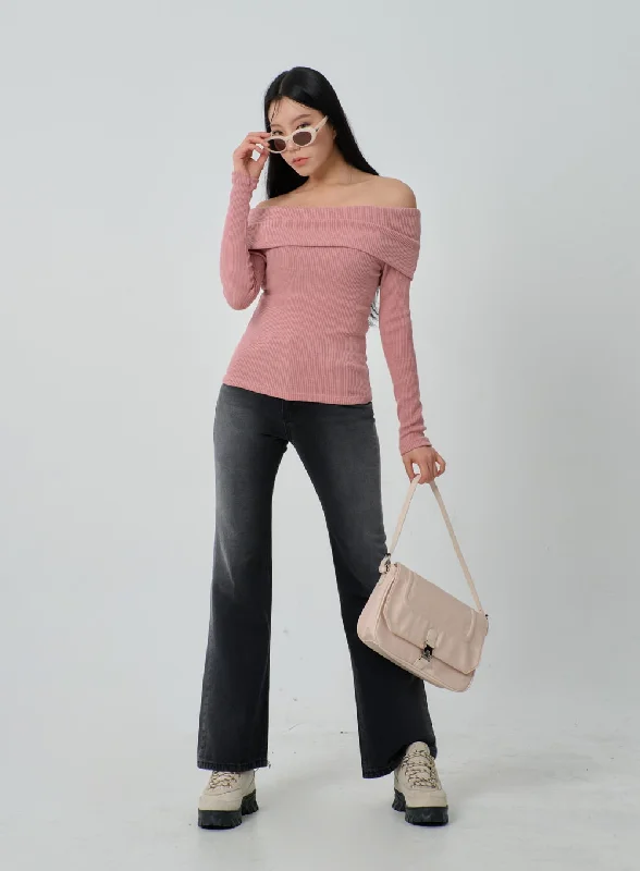 ribbed-knit-off-shoulder-top-ij318