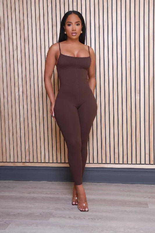 rumor-has-it-sleeveless-jumpsuit-chocolate