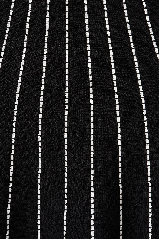 soloist-knit-dress-in-black-with-white-stripe