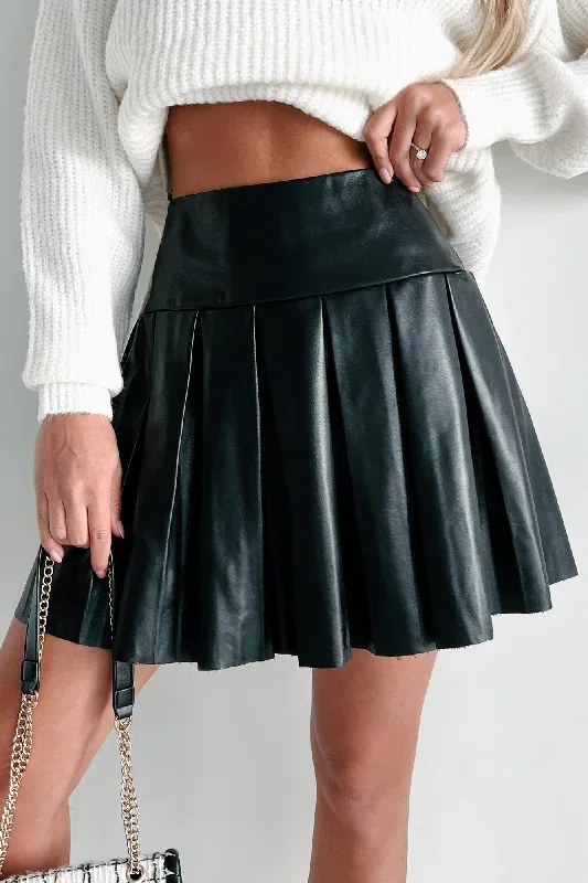 surrender-your-secrets-pleated-faux-leather-skirt-black