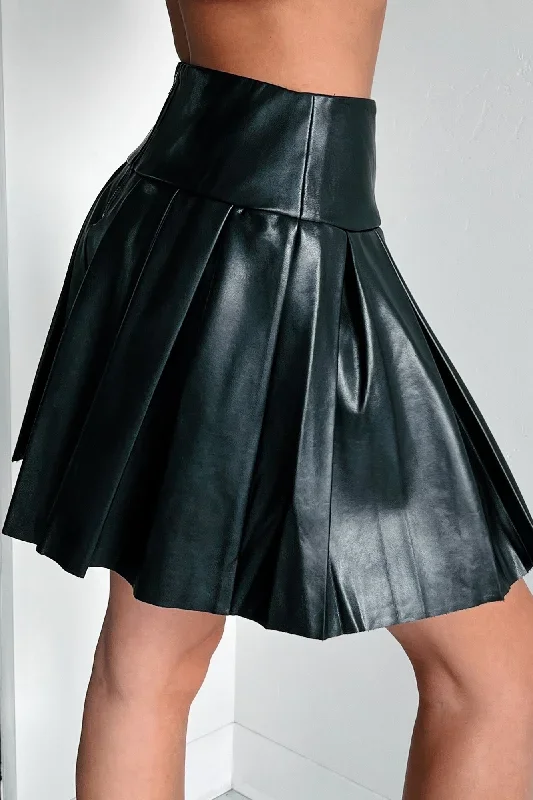 surrender-your-secrets-pleated-faux-leather-skirt-black