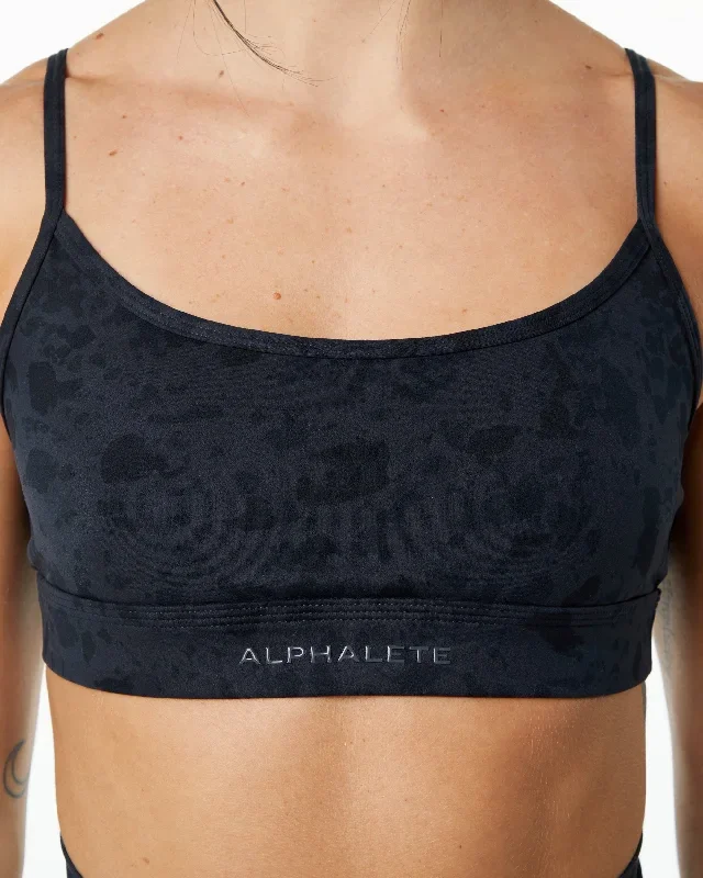 womens-surface-limitless-bra-pebble-print-black