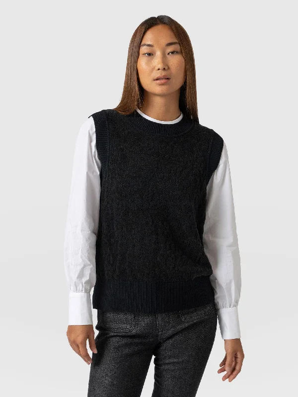 wren-sleeveless-knit-black